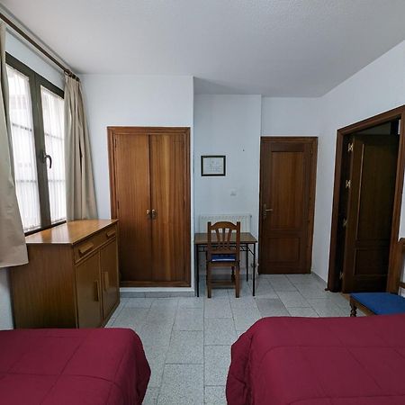 Pension Ciudad Navarro Ramos Granada Exterior photo