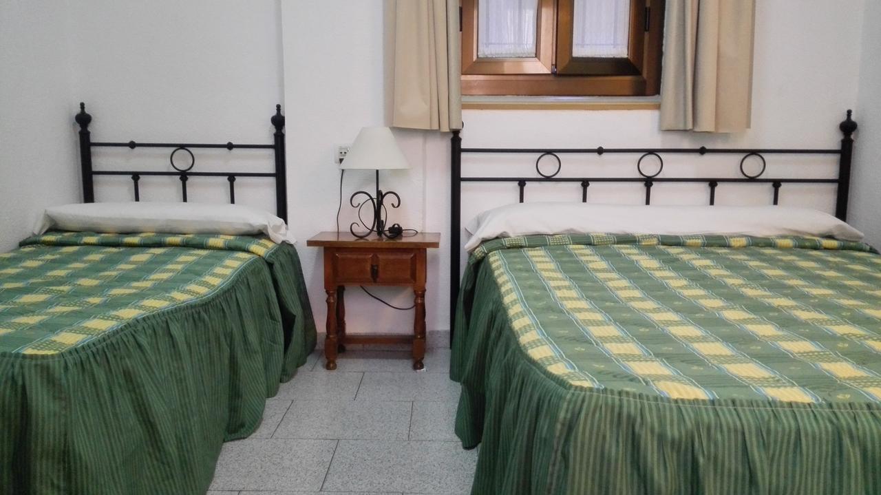 Pension Ciudad Navarro Ramos Granada Room photo